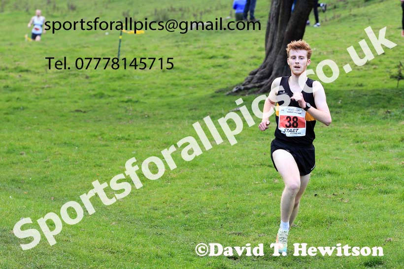 Senior men, 2022 NECAA Cross Country Relays, Thornley Hall Farm, Peterlee, County Durham, October 15th. Photo: David T. Hewitson/Sports for All Pics